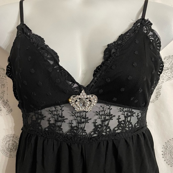 Ladies Medium Blashe Jumpsuit cute peek through lace midsection sparkling crown - Picture 5 of 13